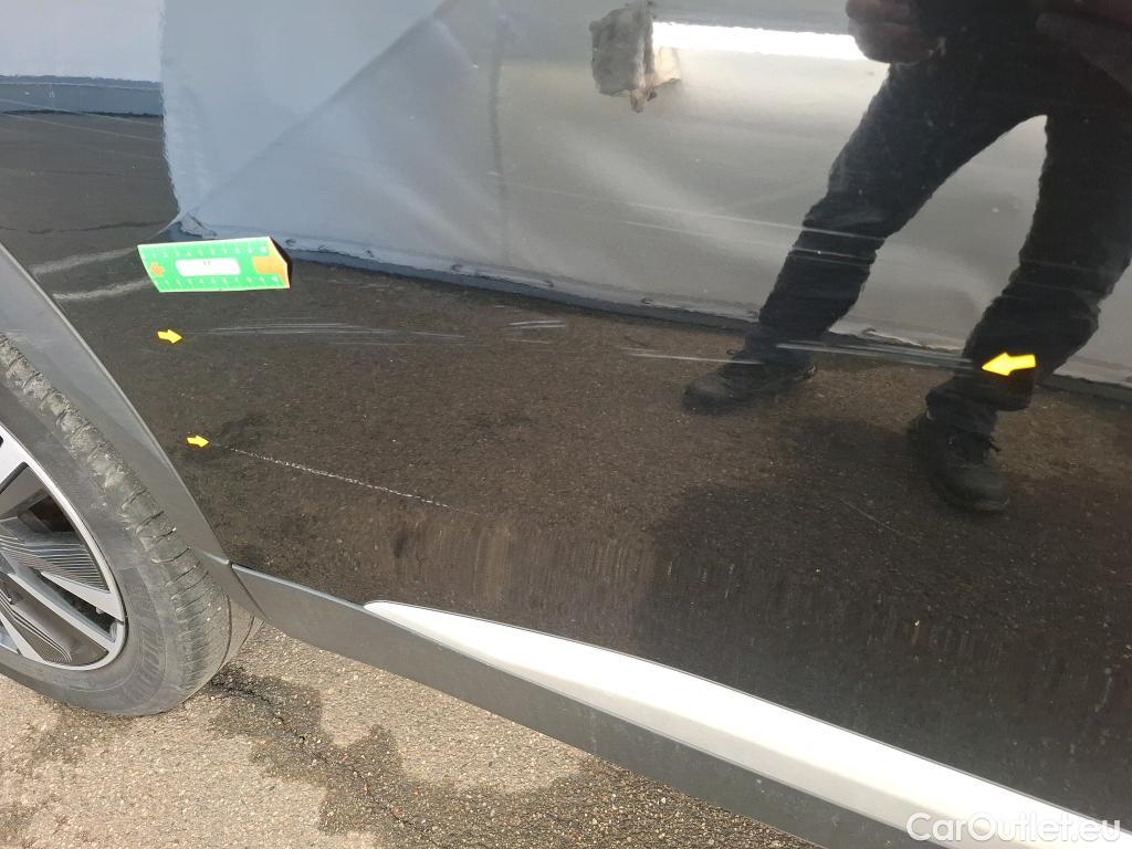  Peugeot  2008 PEUGEOT  / 2019 / 5P / Crossover PureTech 130 S&S EAT8 GT PACK #13