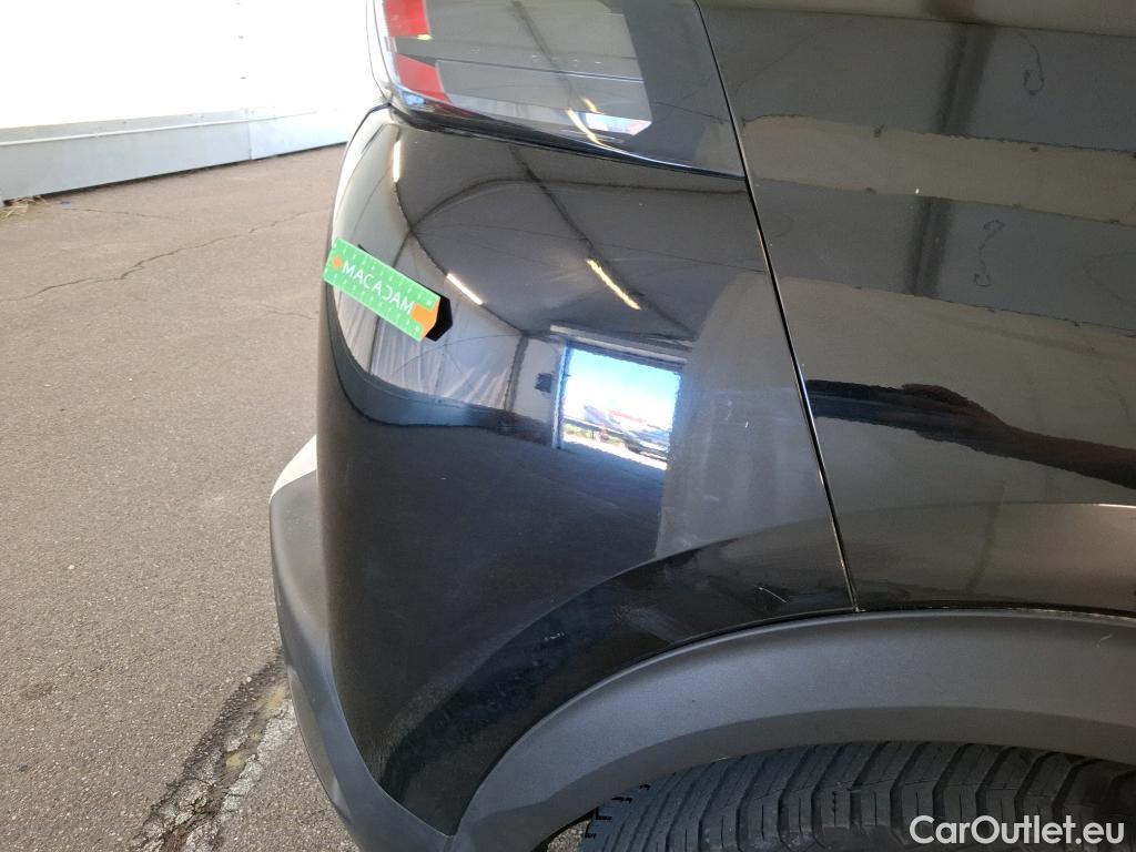  Peugeot  2008  Allure Pack 1.5 HDi 130CV BVA8 E6d #52