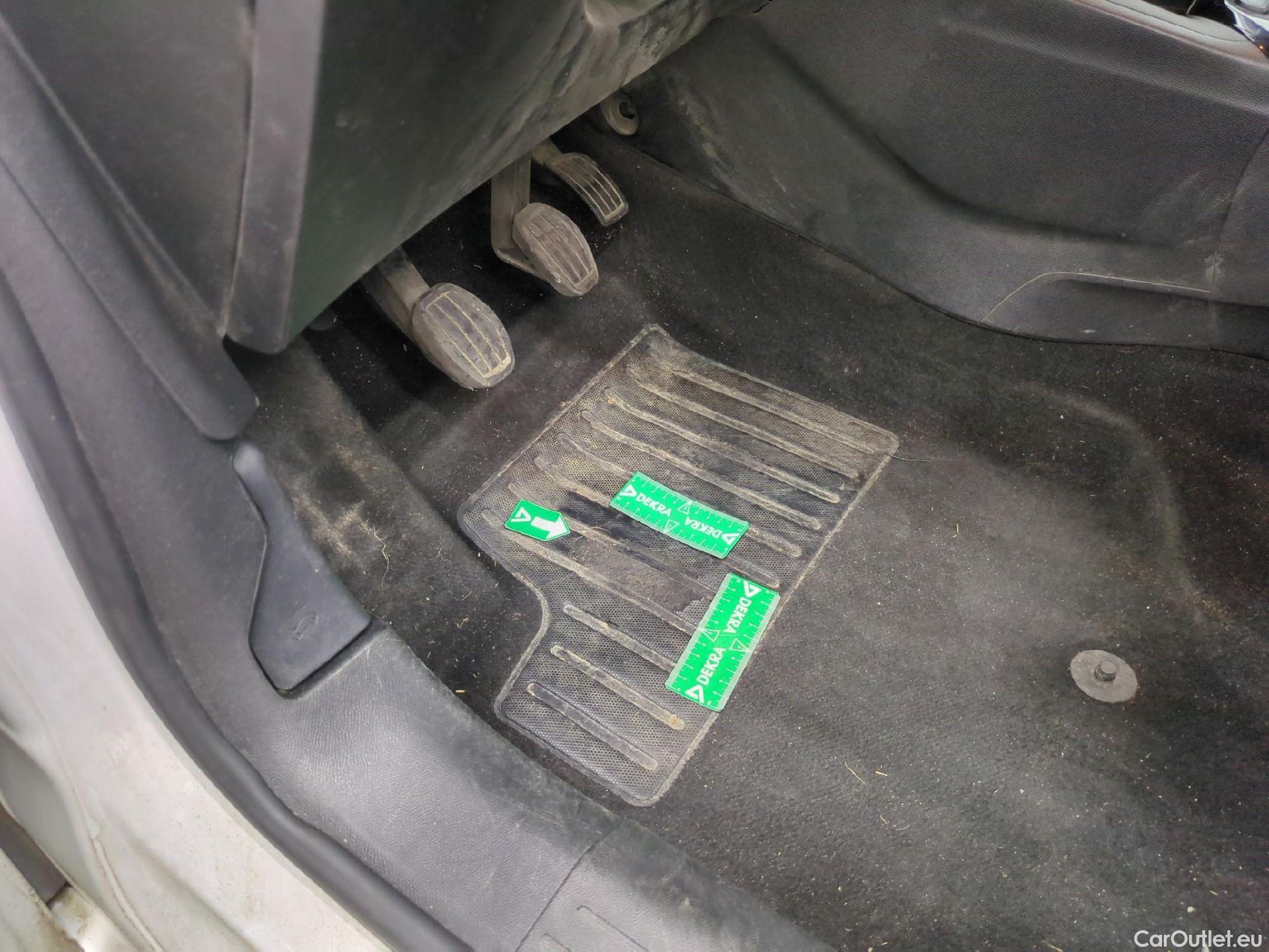  Opel  Corsa  F Edition Business 1.5 100CV BVM6 E6d #1