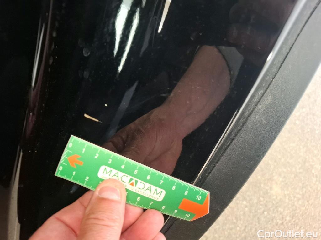  Peugeot  2008 PEUGEOT  / 2019 / 5P / Crossover PureTech 130 S&S EAT8 GT PACK #27