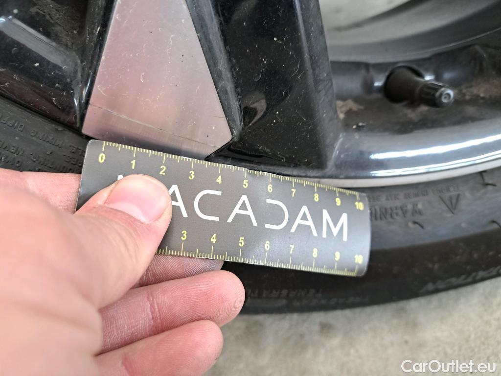  Peugeot  2008  Allure Pack 1.5 HDi 110CV BVM6 E6d #13