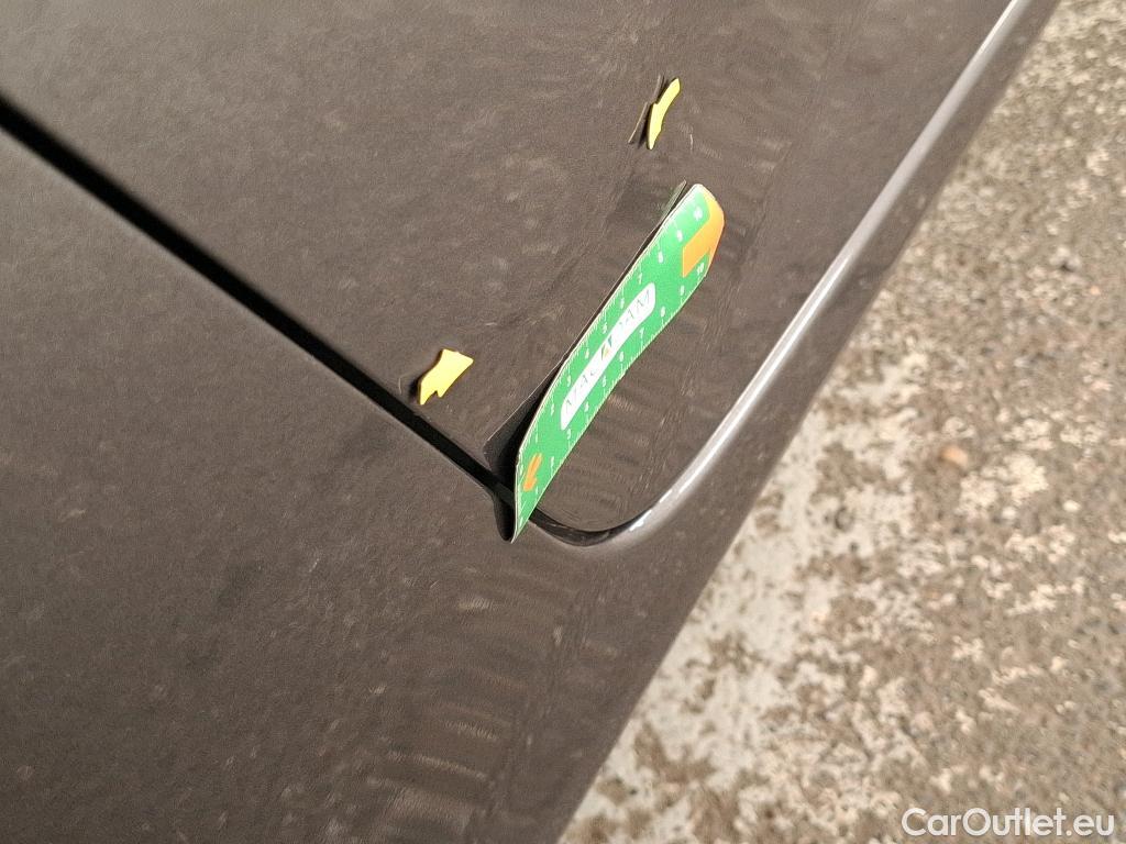  Peugeot  308 PEUGEOT  SW / 2021 / 5P / Break PureTech 130 S&S EAT 8 ALLURE #14