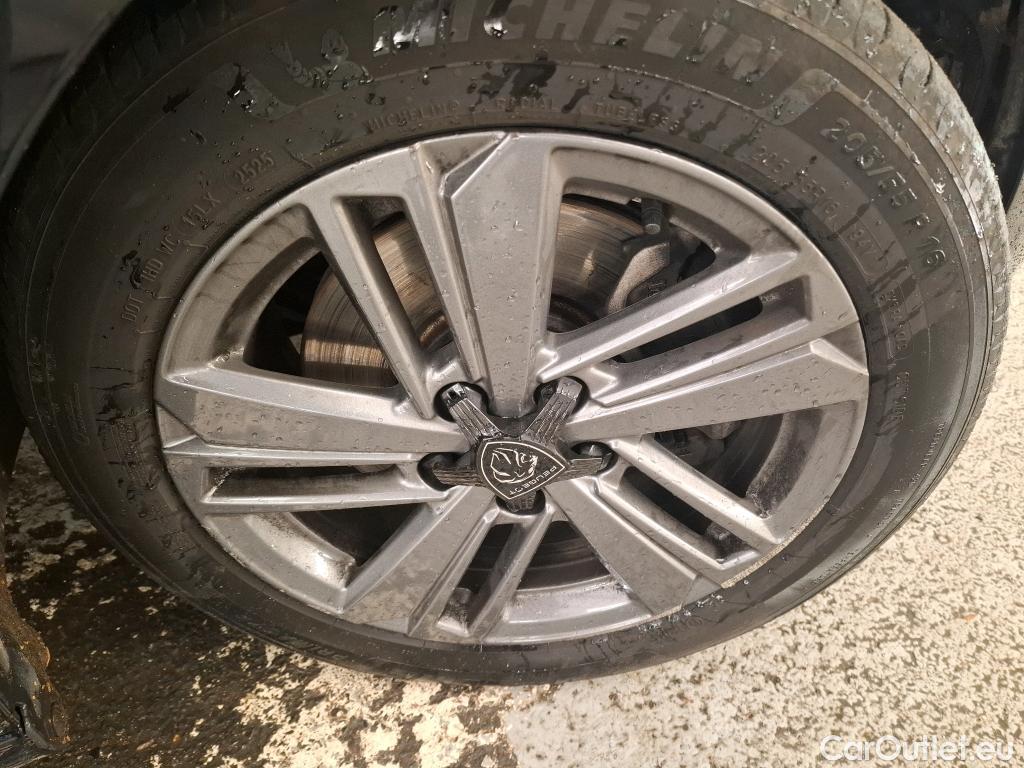  Peugeot  308  SW Active Pack 1.2 PureTech 130CV BVA8 E6d #2