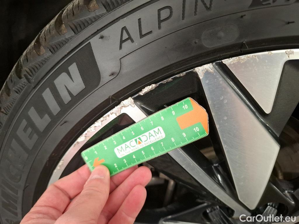  Peugeot  308 PEUGEOT  SW / 2021 / 5P / Break PureTech 130 S&S EAT 8 ALLURE #11