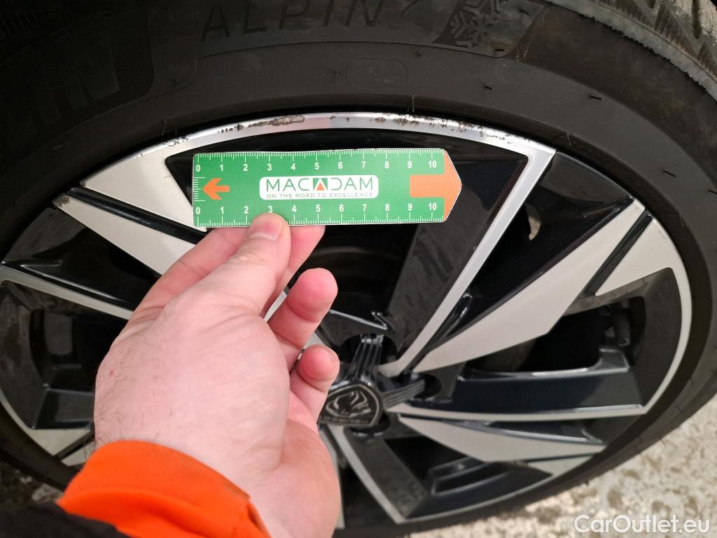  Peugeot  308  Allure 1.2 PureTech 130CV BVA8 E6d #39