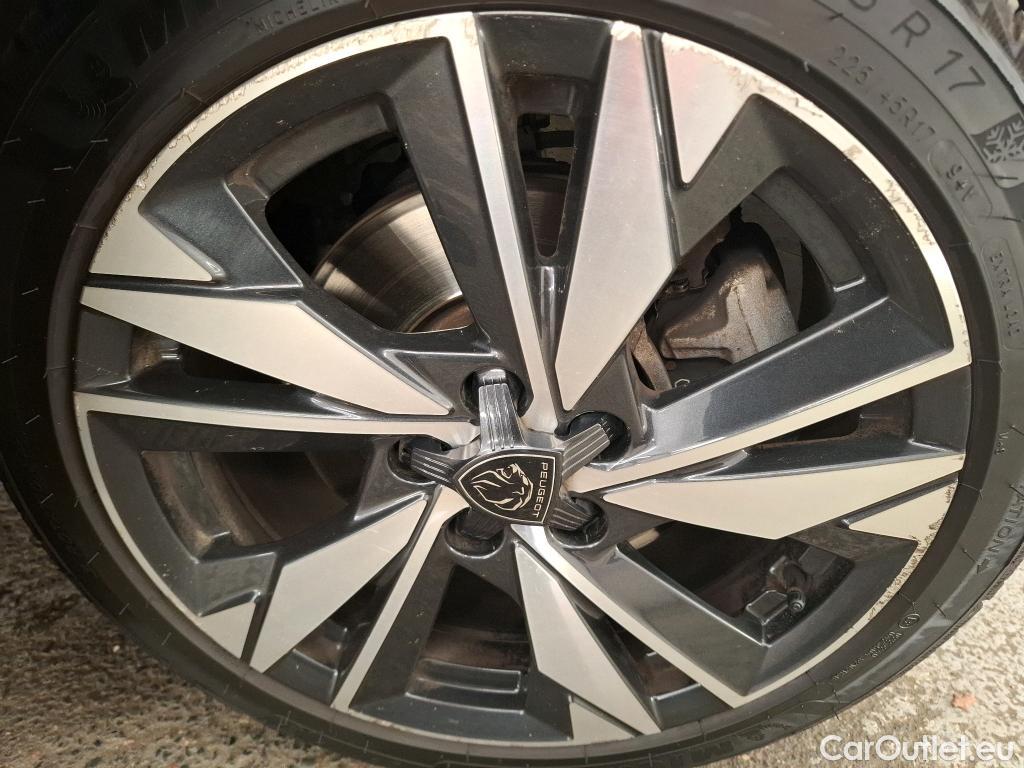  Peugeot  308 PEUGEOT  SW / 2021 / 5P / Break PureTech 130 S&S EAT 8 ALLURE #37