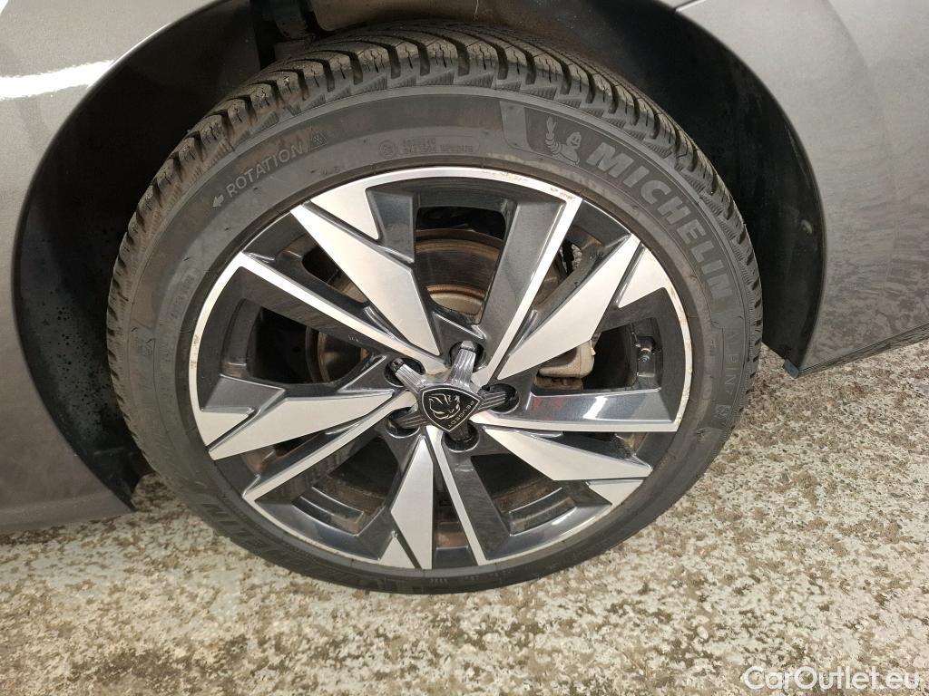  Peugeot  308 PEUGEOT  SW / 2021 / 5P / Break PureTech 130 S&S EAT 8 ALLURE #21