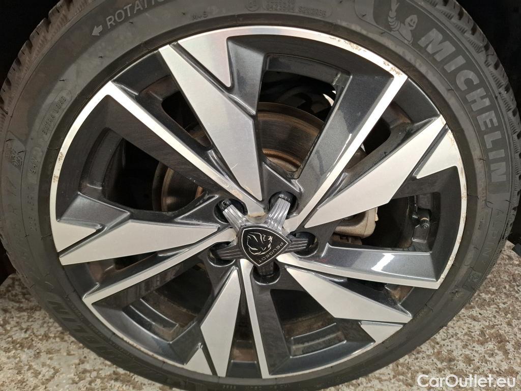  Peugeot  308 PEUGEOT  SW / 2021 / 5P / Break PureTech 130 S&S EAT 8 ALLURE #31