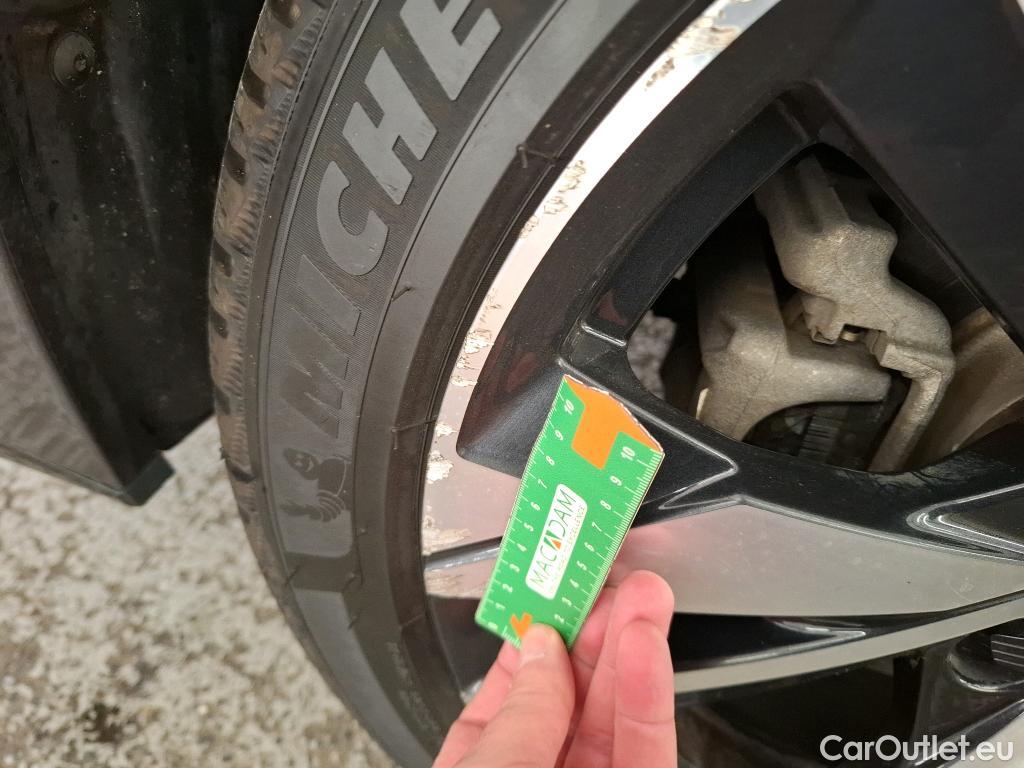  Peugeot  308 PEUGEOT  SW / 2021 / 5P / Break PureTech 130 S&S EAT 8 ALLURE #10