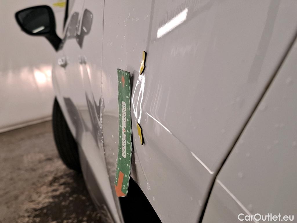  Renault  Clio  IV Business 0.9 TCe 90CV BVM5 E6 #12