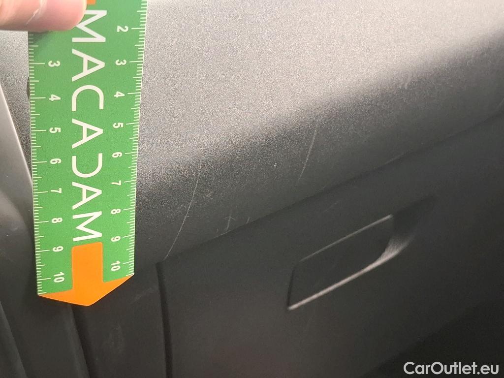  Renault  Captur RENAULT  / 2019 / 5P / SUV Business TCe 100 GPL -21 #20