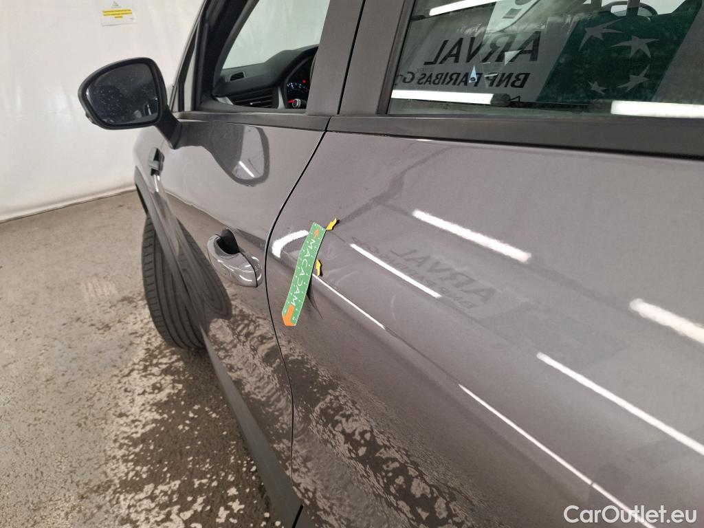  Renault  Captur RENAULT  / 2019 / 5P / SUV Business TCe 100 GPL -21 #36