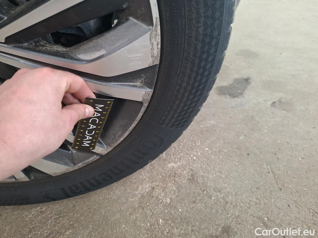  Peugeot  508 PEUGEOT  SW / 2018 / 5P / Break BlueHDi 130 S&S EAT8 Allure Pack #8