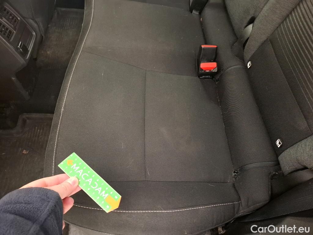  Renault  Captur RENAULT  / 2019 / 5P / SUV Business TCe 100 GPL -21 #41