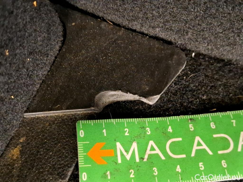  Renault  Captur  II Business 1.6 E-TECH Hybrid 145CV BVA6 E6d #23