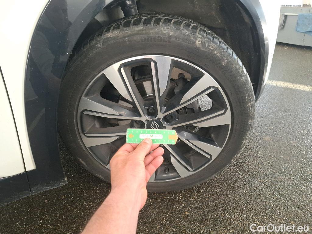  Renault  Austral RENAULT  / 2022 / 5P / Crossover TECHNO MILD HYBRID 160 AUTO #1