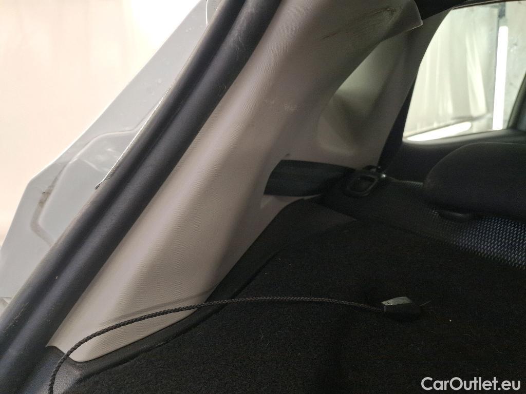  Renault  Clio  IV Business 0.9 TCe 90CV BVM5 E6 #7