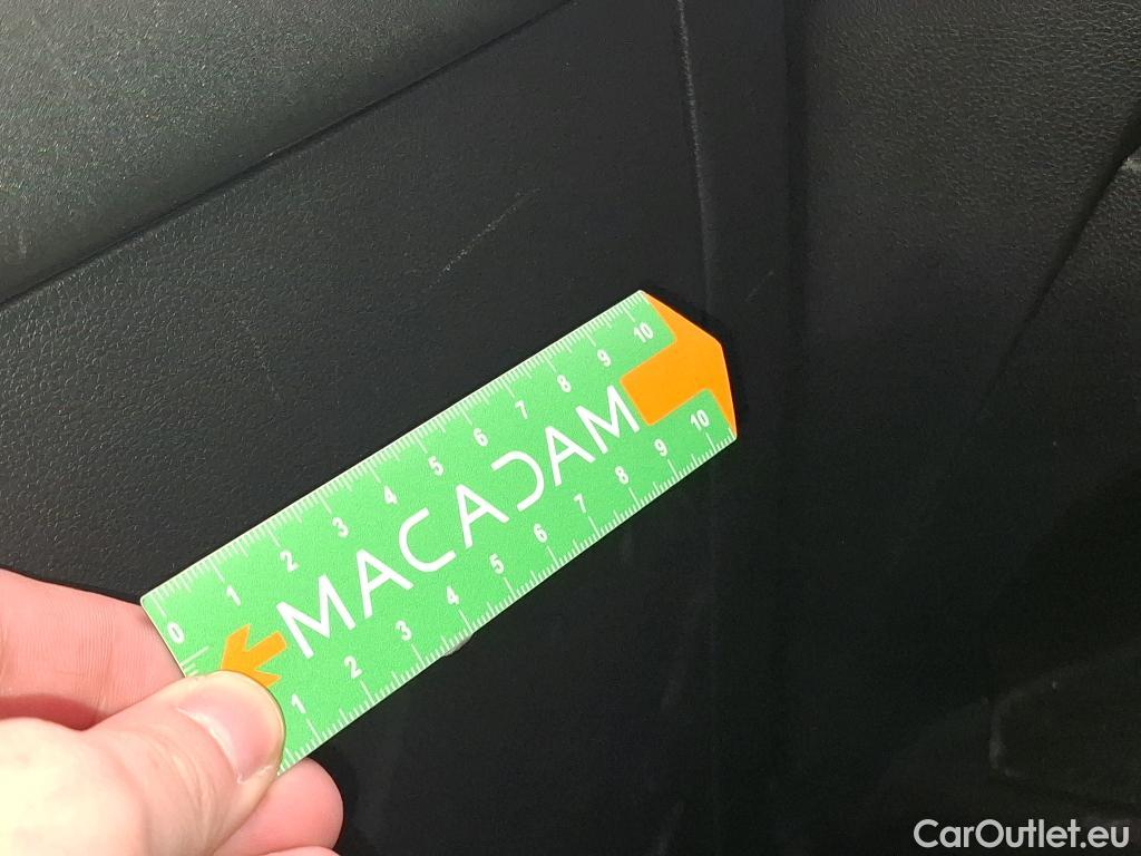  Renault  Captur RENAULT  / 2019 / 5P / SUV Business TCe 100 GPL -21 #31