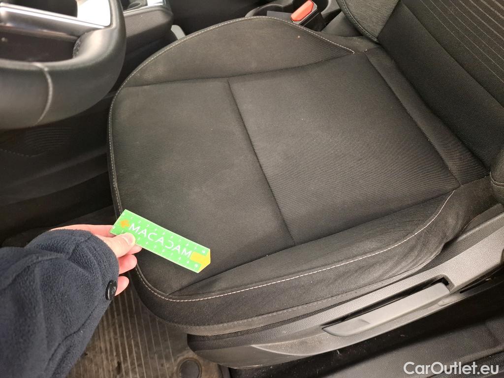  Renault  Captur RENAULT  / 2019 / 5P / SUV Business TCe 100 GPL -21 #39