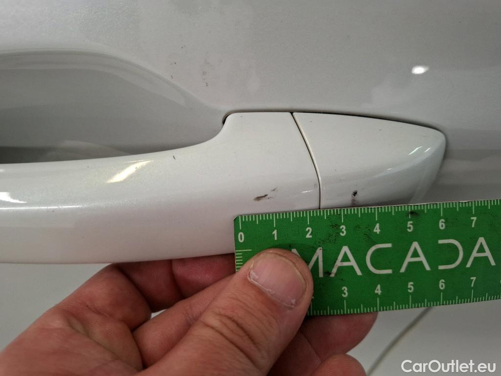  Renault  Captur  II Business 1.6 E-TECH Hybrid 145CV BVA6 E6d #46