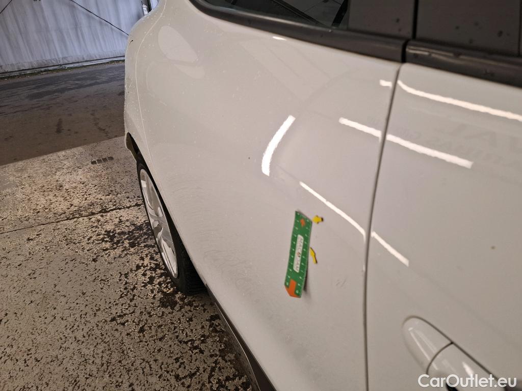  Renault  Clio  IV Business 0.9 TCe 90CV BVM5 E6 #13