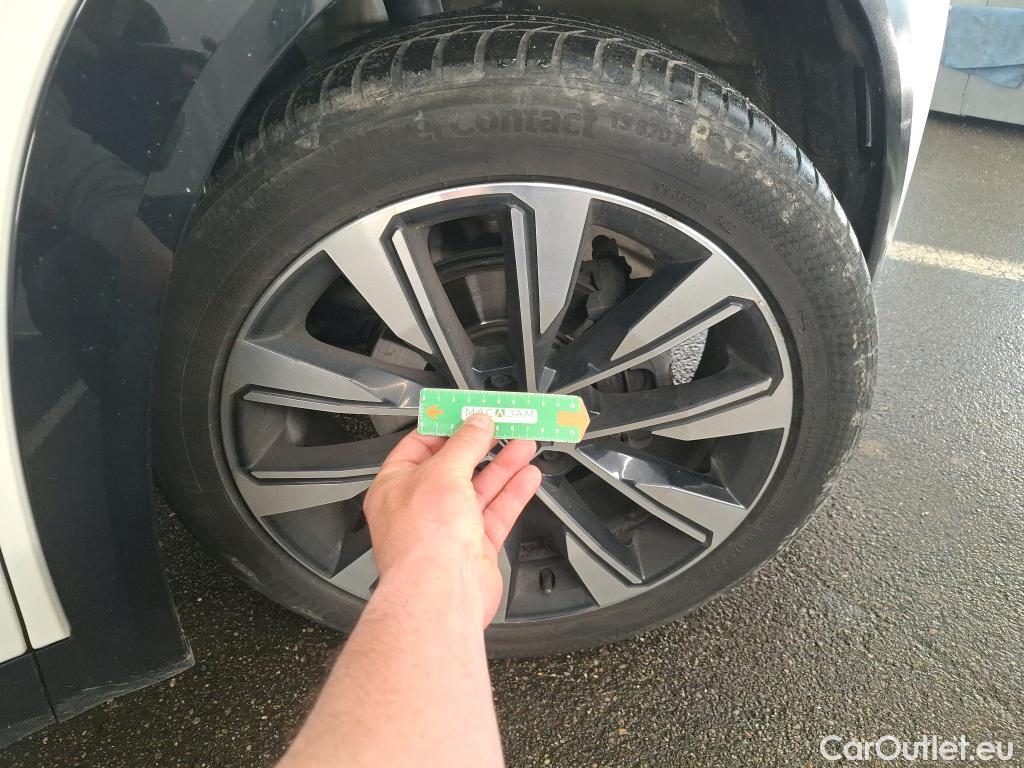  Renault  Austral RENAULT  / 2022 / 5P / Crossover TECHNO MILD HYBRID 160 AUTO #13