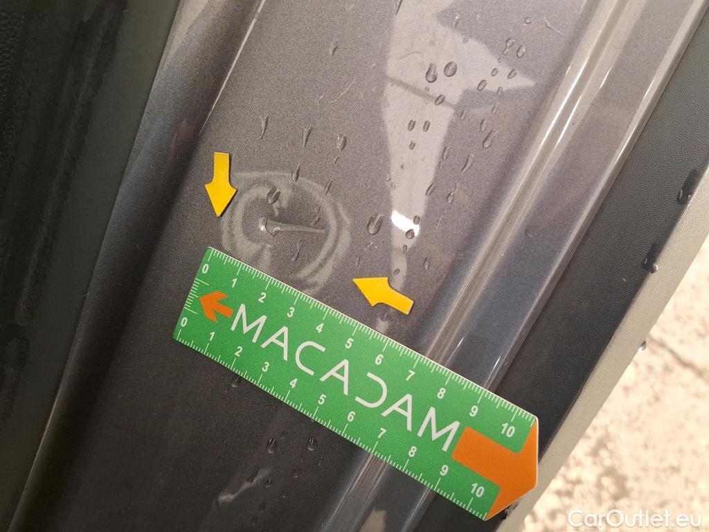  Renault  Captur RENAULT  / 2019 / 5P / SUV Business TCe 100 GPL -21 #28