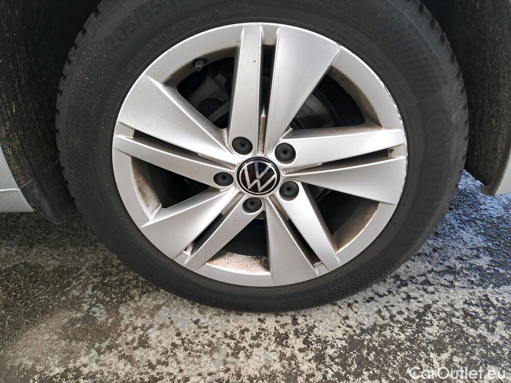  Volkswagen  Golf  VOLKSWAGEN SW / 2020 / 5P / Break 2.0 TDI SCR 115 DSG7 Life Business #21