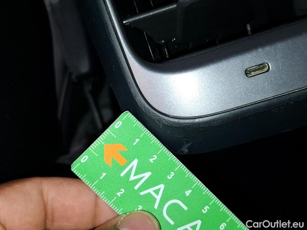  Tesla  Model Y TESLA  / 2020 / 5P / SUV Grand Autonomie Dual Motor AWD #25