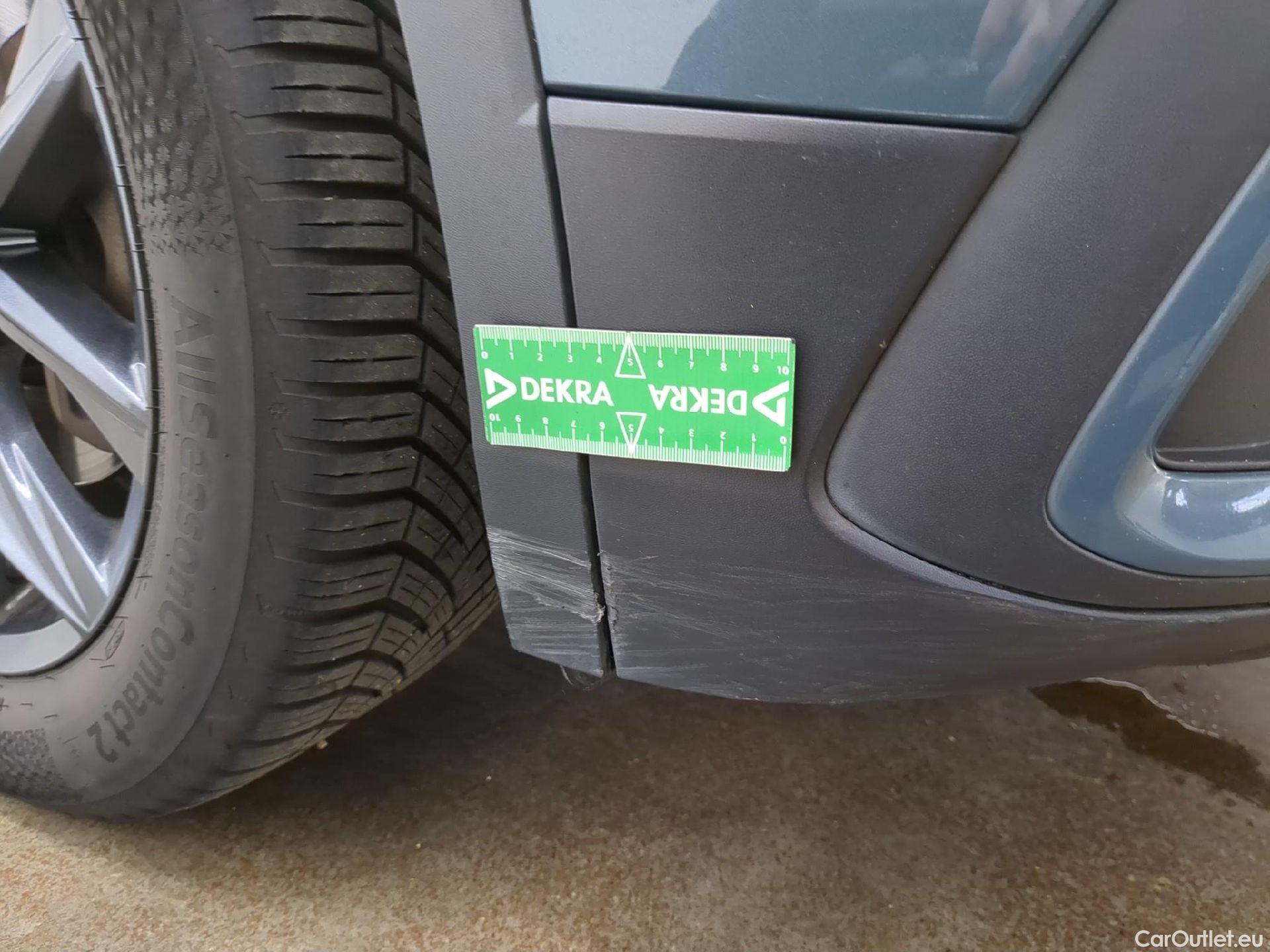  Volkswagen  Tiguan VOLKSWAGEN  Allspace / 2021 / 5P / SUV 1.5 TSI 150 DSG7 Life Busines #17