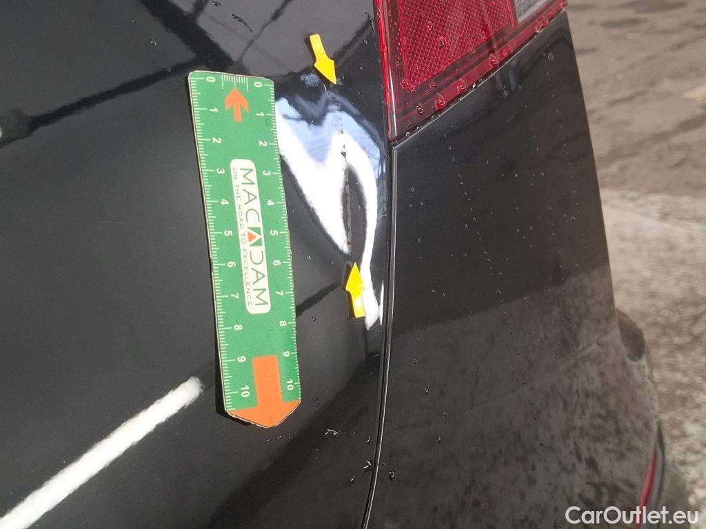  Volkswagen  Golf  VOLKSWAGEN SW / 2020 / 5P / Break 1.5 eTSI OPF 130 DSG7 Life Business #3