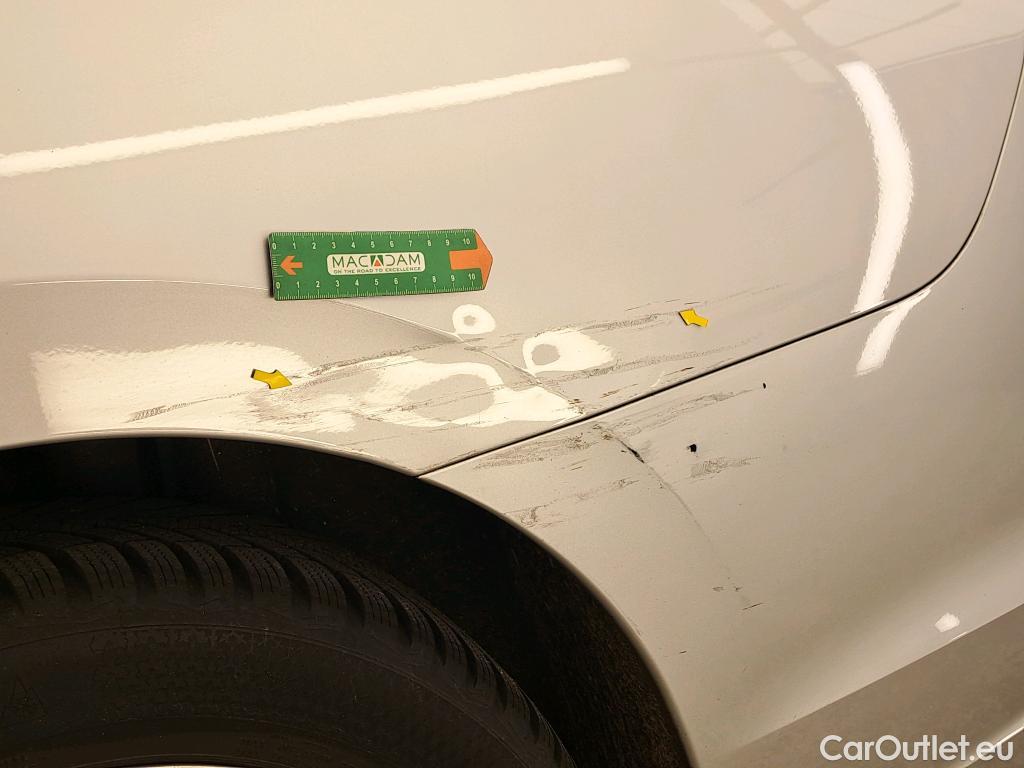  Volkswagen  Golf  VOLKSWAGEN SW / 2020 / 5P / Break 2.0 TDI SCR 115 DSG7 Life Business #2