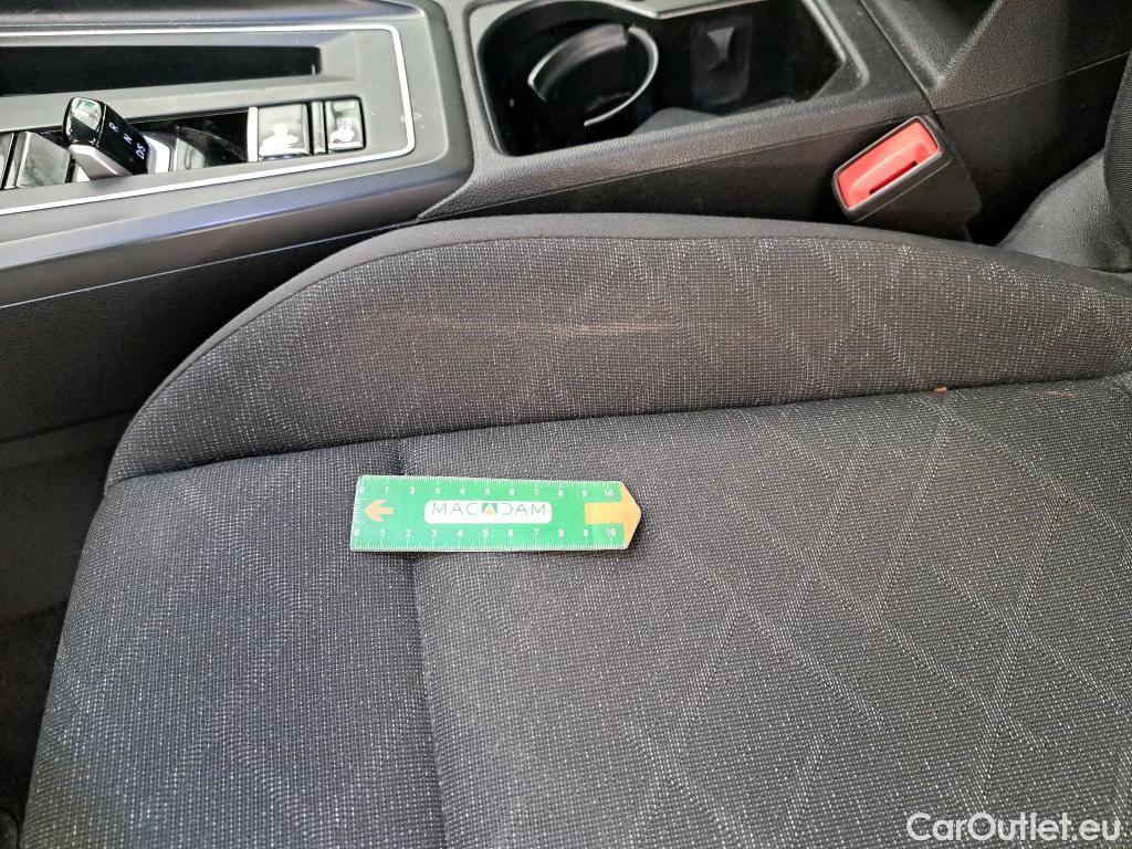  Volkswagen  Golf  VOLKSWAGEN SW / 2020 / 5P / Break 2.0 TDI SCR 115 DSG7 Life Business #32