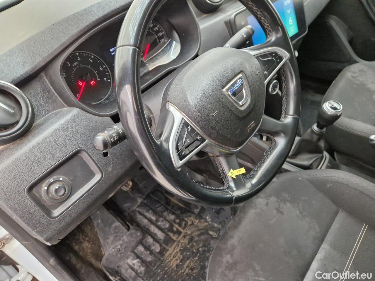  Dacia  Duster 1.5 Blue dCi 115CP Comfort 4WD #54