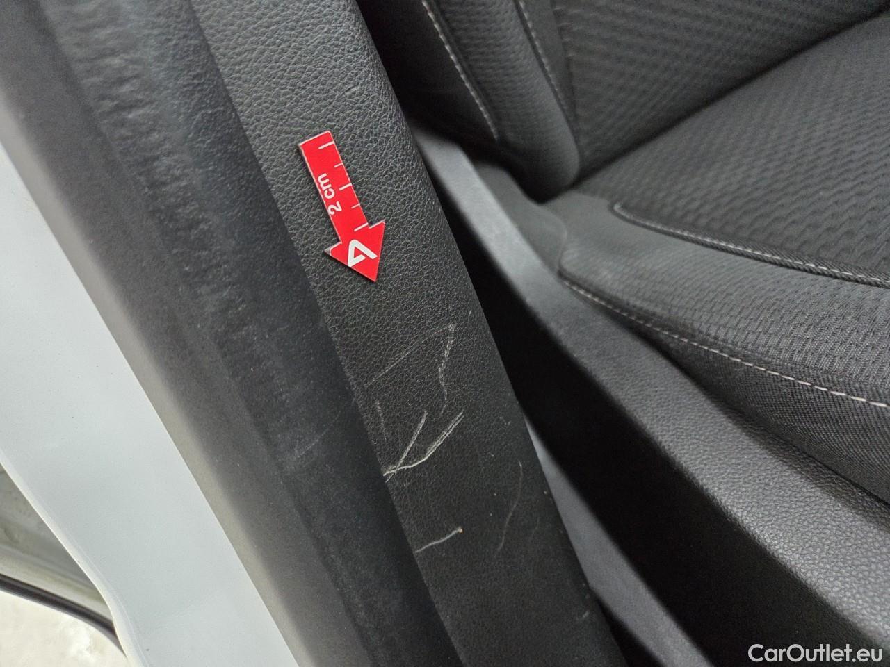  Dacia  Duster 1.5 Blue dCi 115CP Comfort 4WD #82