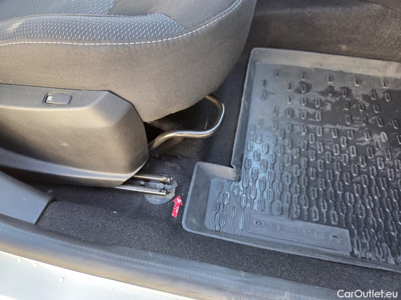  Dacia  Duster 1.5 Blue dCi 115CP Comfort 4WD #31