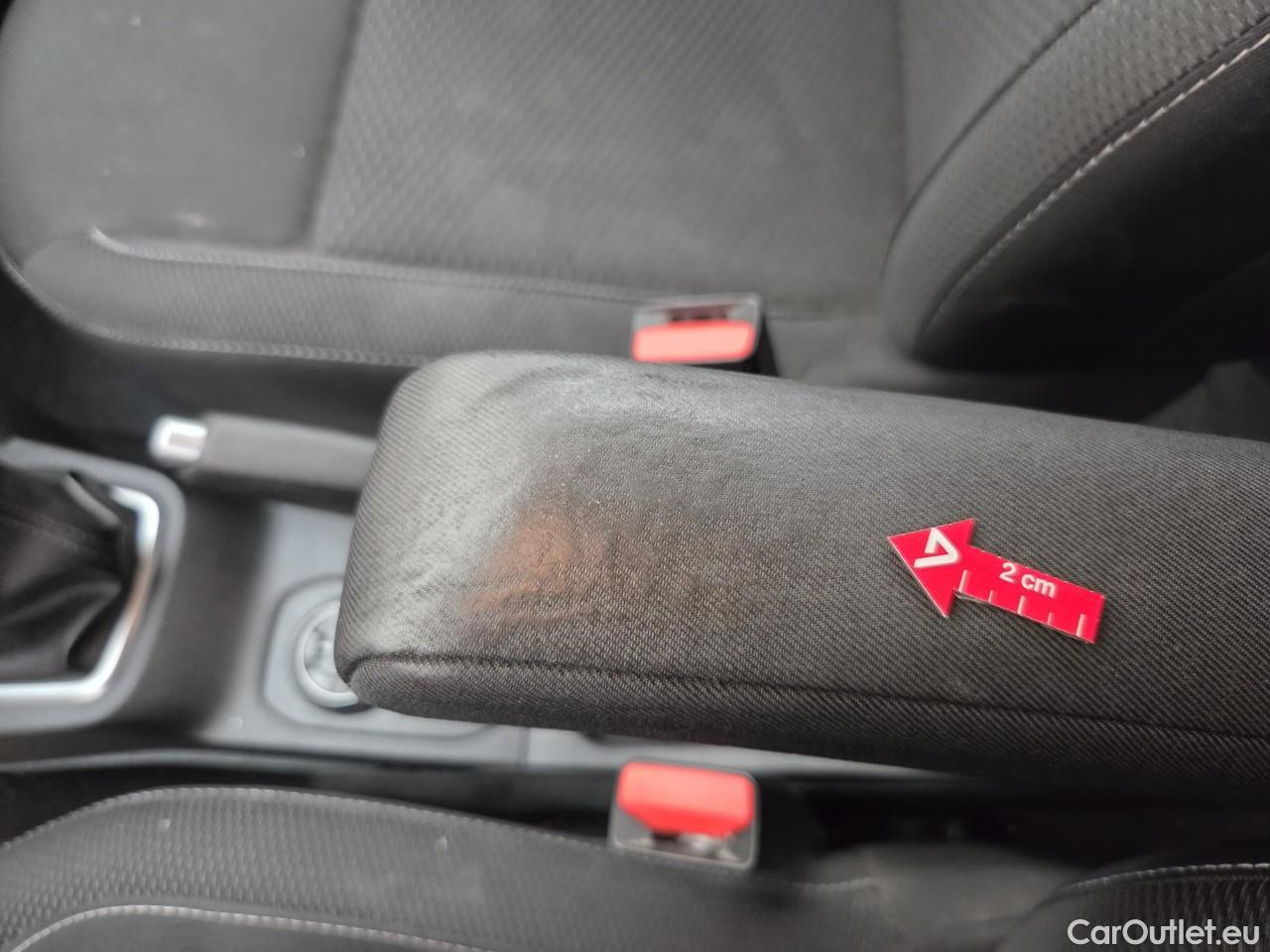  Dacia  Duster 1.5 Blue dCi 115CP Comfort 4WD #46