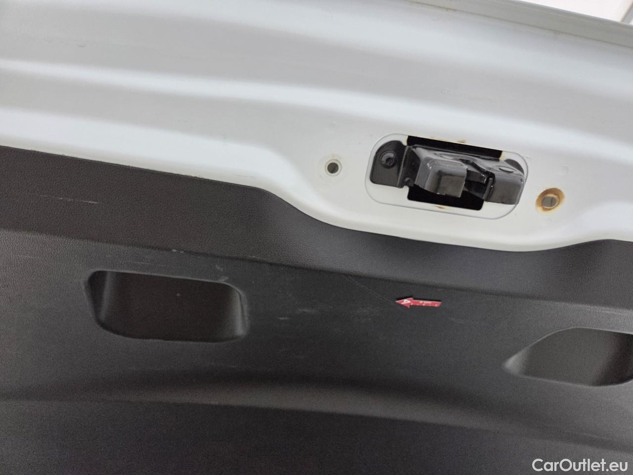  Dacia  Duster 1.5 Blue dCi 115CP Comfort 4WD #32