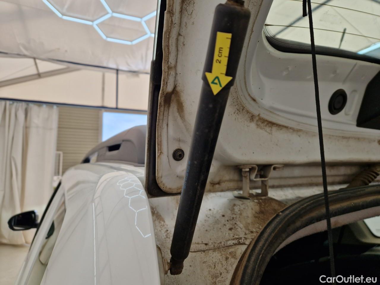  Dacia  Duster 1.5 Blue dCi 115CP Comfort 4WD #72