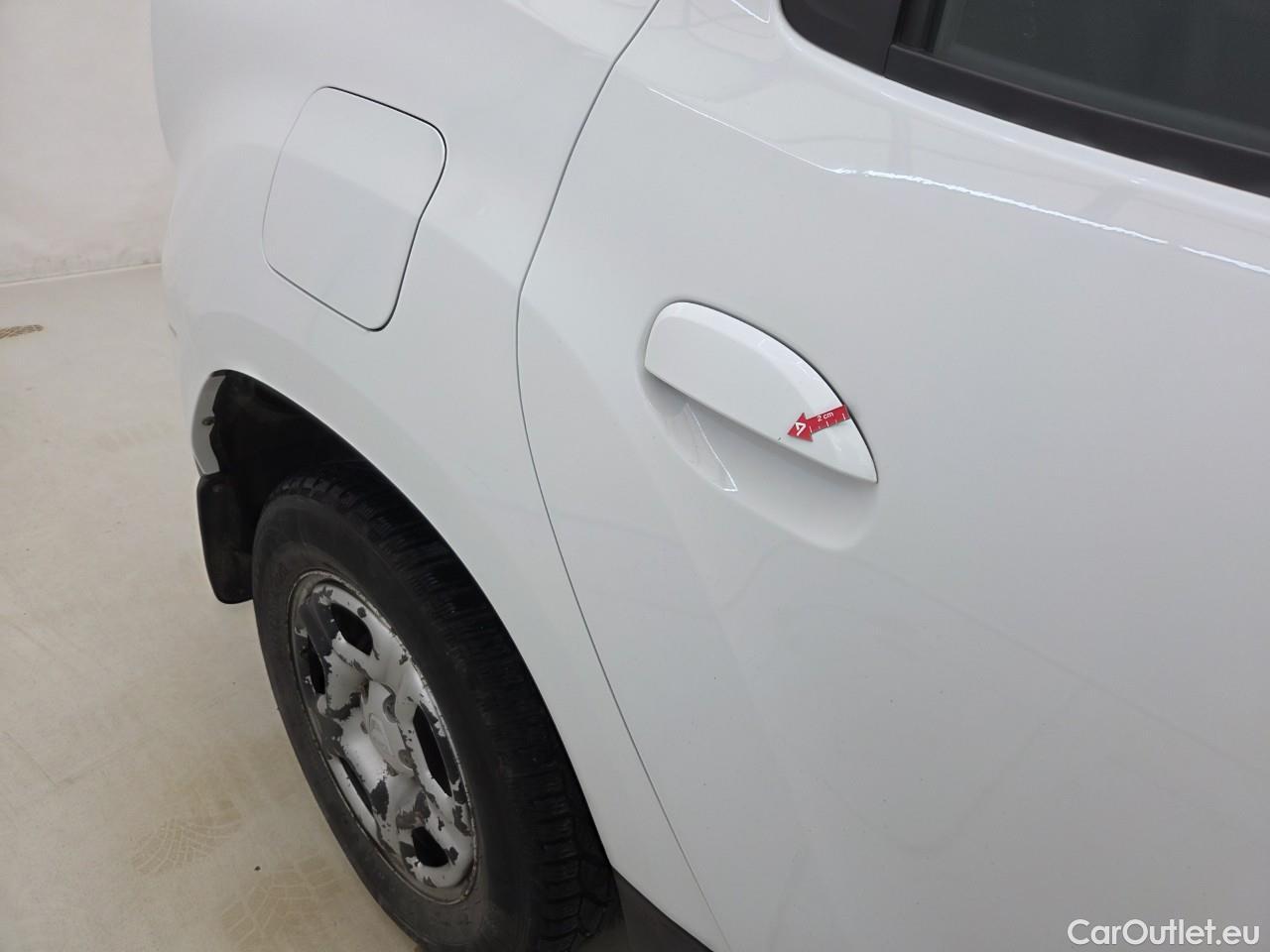  Dacia  Duster 1.5 Blue dCi 115CP Comfort 4WD #33