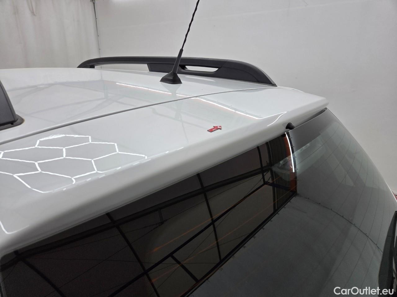  Dacia  Duster 1.5 Blue dCi 115CP Comfort 4WD #11