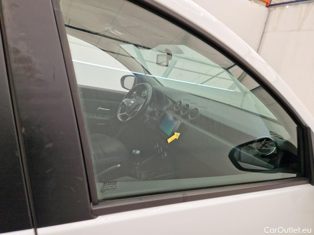  Dacia  Duster 1.5 Blue dCi 115CP Comfort 4WD #31