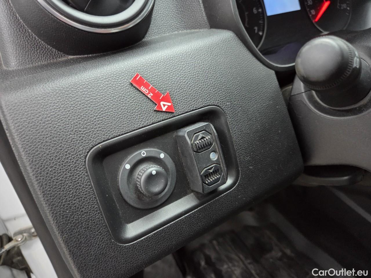  Dacia  Duster 1.5 Blue dCi 115CP Comfort 4WD #19