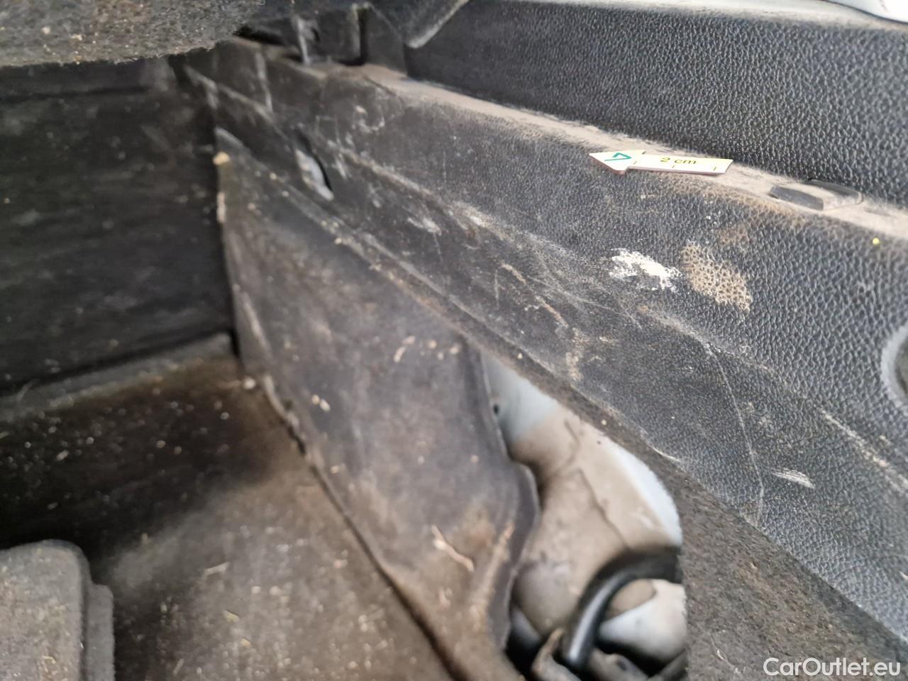  Dacia  Duster 1.5 Blue dCi 115CP Comfort 4WD #79