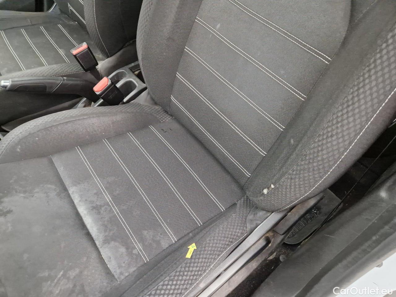  Dacia  Duster 1.5 Blue dCi 115CP Comfort 4WD #52