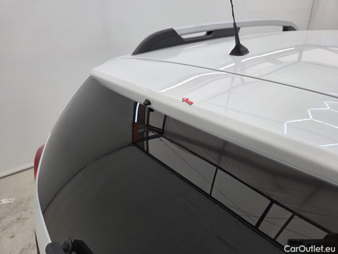  Dacia  Duster 1.5 Blue dCi 115 Prestige 4WD #8