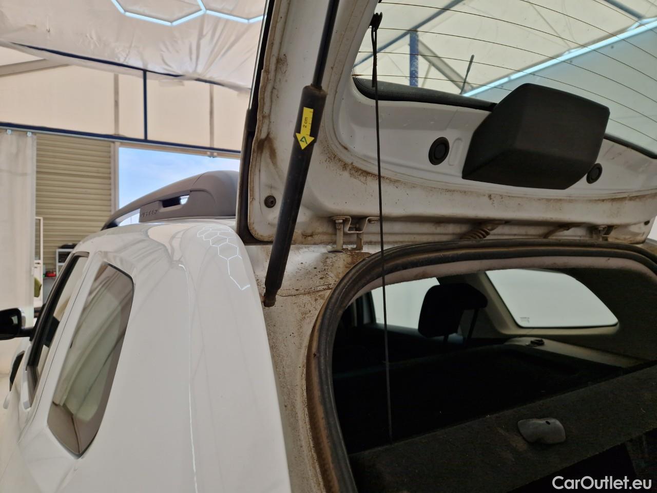  Dacia  Duster 1.5 Blue dCi 115CP Comfort 4WD #71