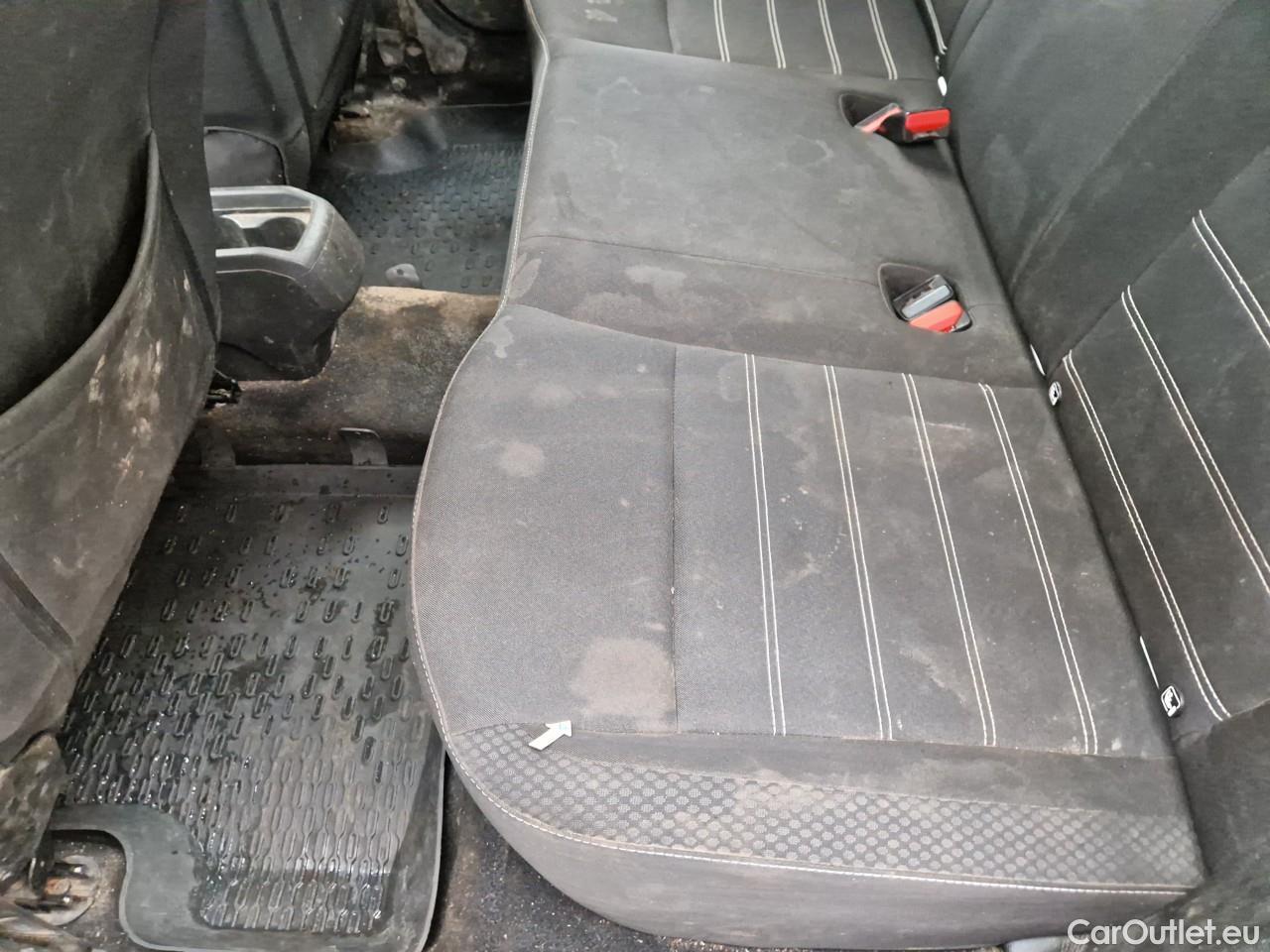  Dacia  Duster 1.5 Blue dCi 115CP Comfort 4WD #63