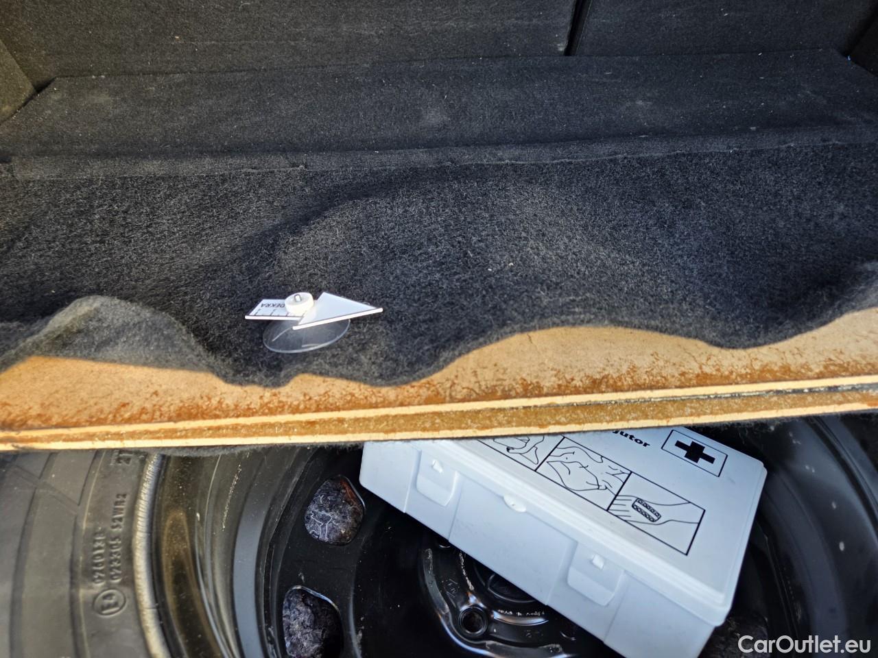  Dacia  Duster 1.5 Blue dCi 115CP Comfort 4WD #52