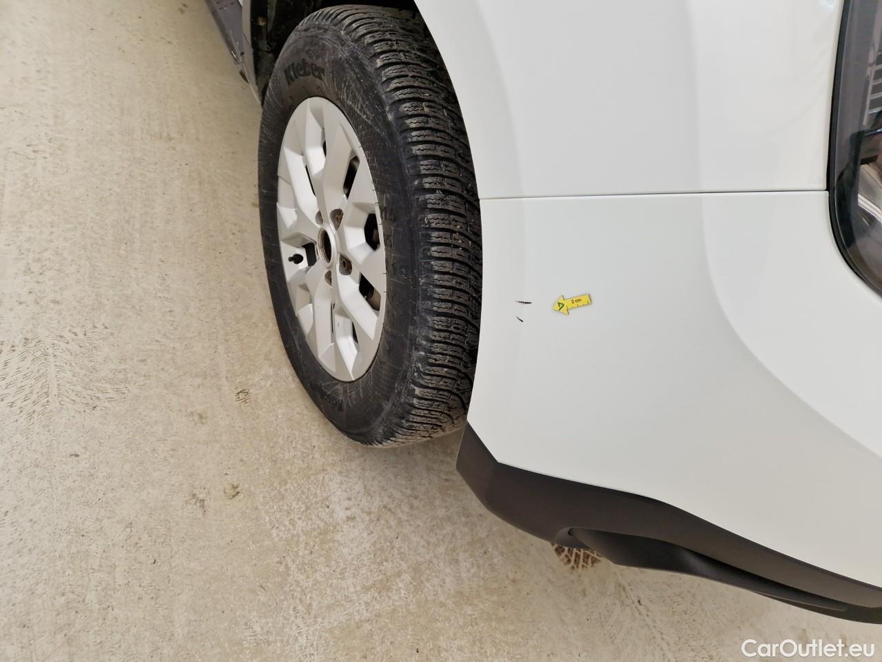  Dacia  Duster 1.5 Blue dCi 115CP Comfort 4WD #16